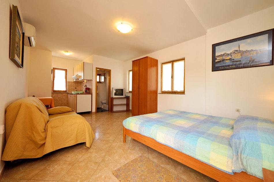 Guest House Ab Adria Home Ровин Стая снимка
